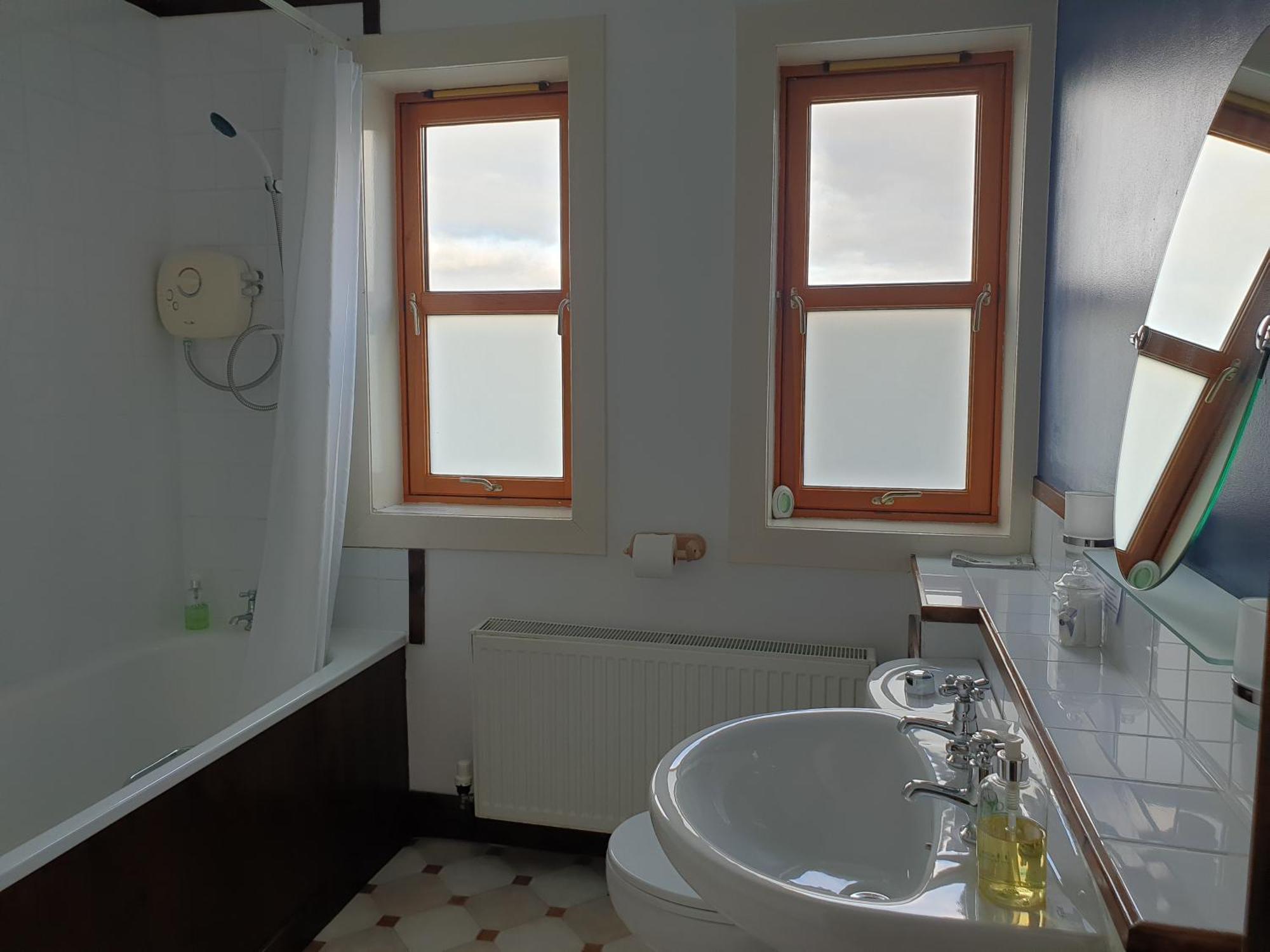 The Loch Erisort Otel Balallan Dış mekan fotoğraf